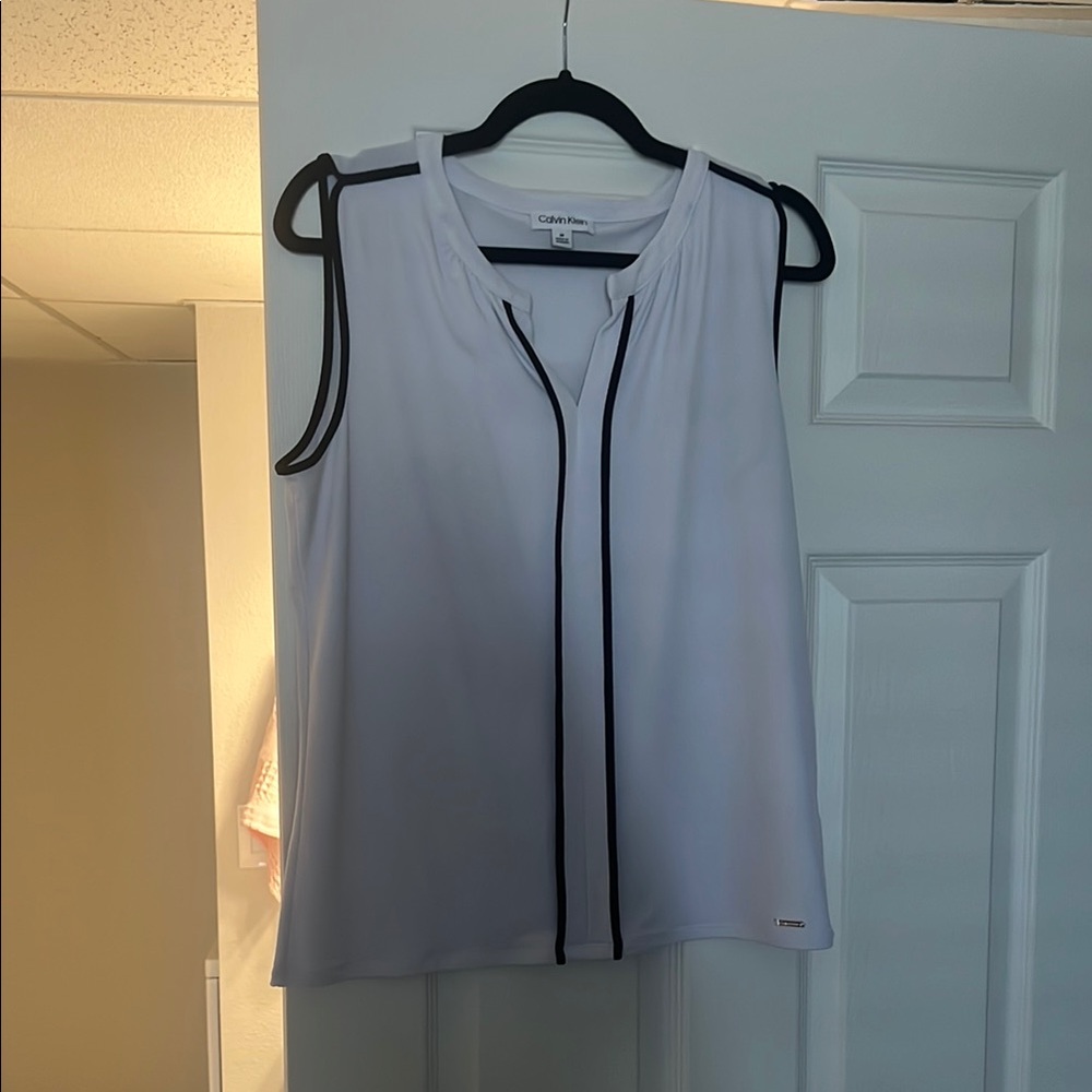 Calvin Klein Women's White Sleeveless Top